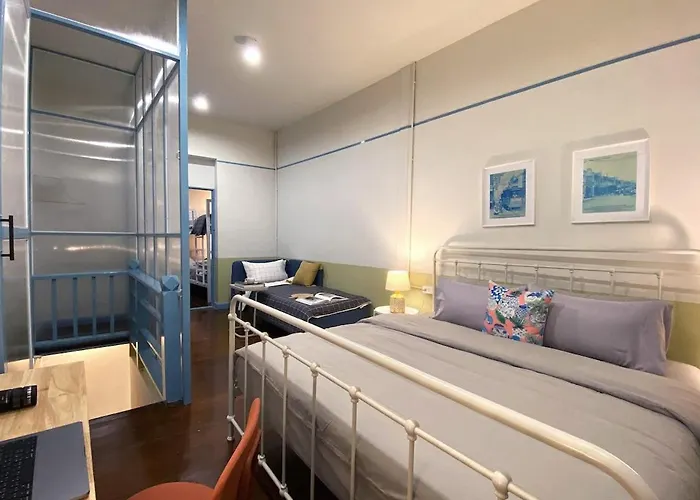 펜션 Baanbaan - Cozy 5pax, 5min Bts, Boat, Old Town Explore 방콕